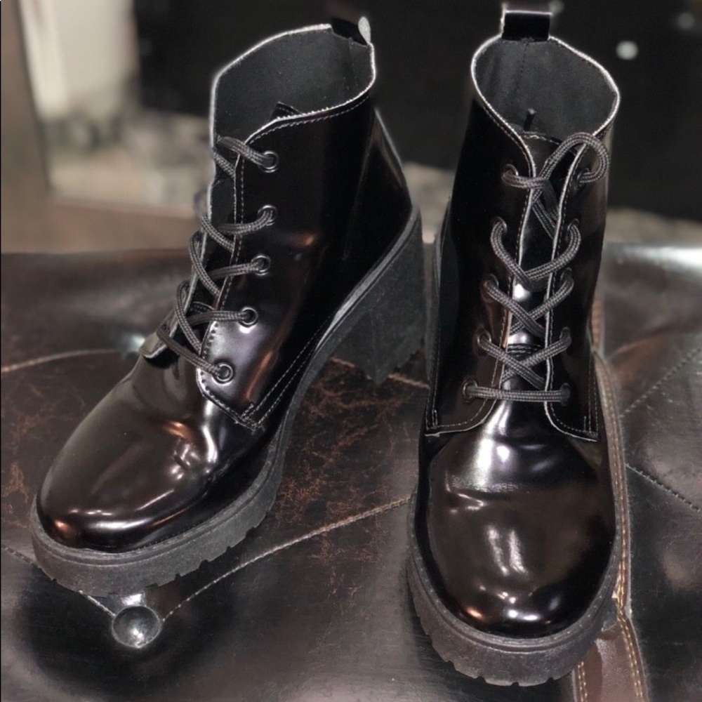 ASOS chunky lace up boots size 6